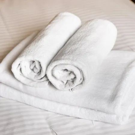 Wola Luxury Wooden By Bookinghost *